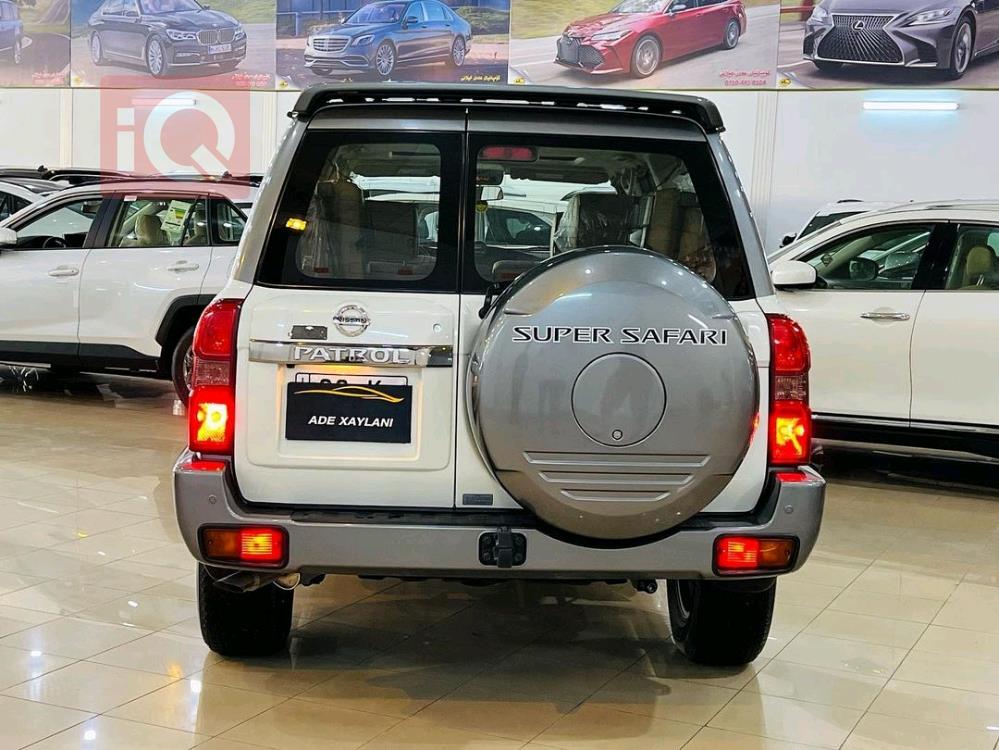 Nissan Patrol Safari